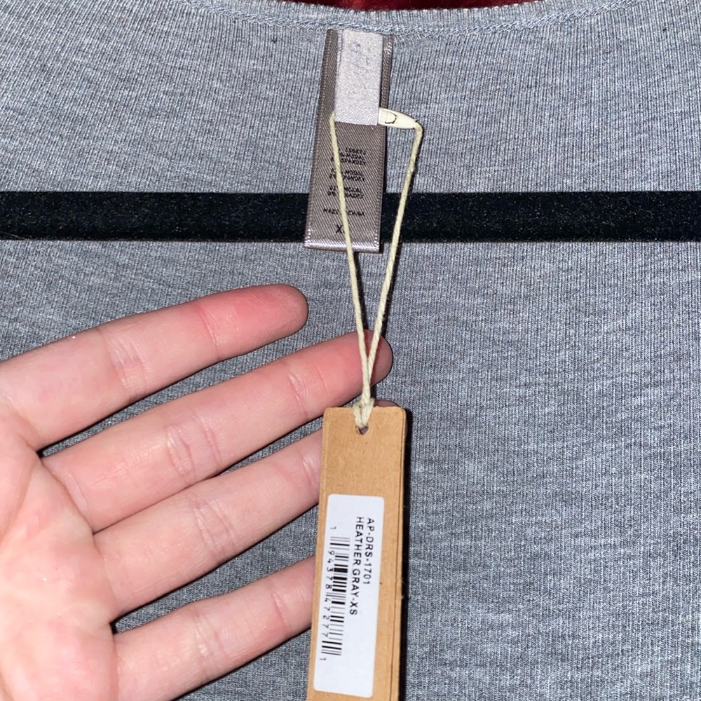 Skims new with tags sold out online. - Picture 2 of 7
